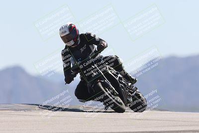 media/Oct-13-2025-Moto Forza (Mon) [[a66d839500]]/3-B Group/Session 4 (Turn 9)/